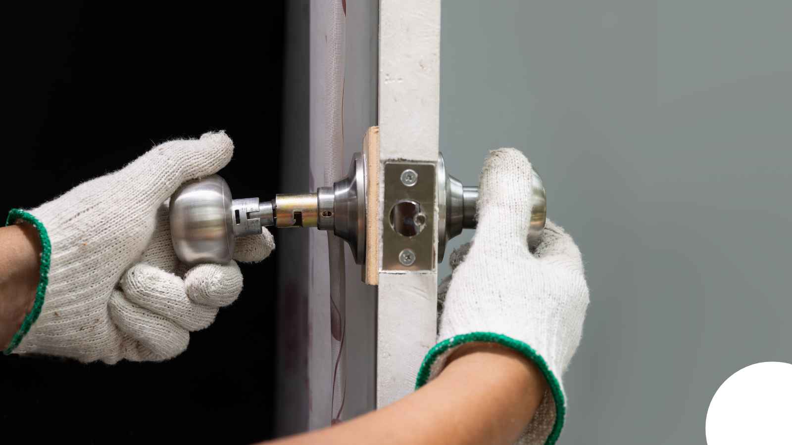 Safe Opening & Unlocking in Dothan, AL — Dothan Broken Key Extraction Safe Opening & Unlocking in Dothan, AL — Dothan Broken Key Extraction